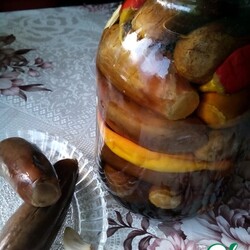 Маринованные баклажаны целиком