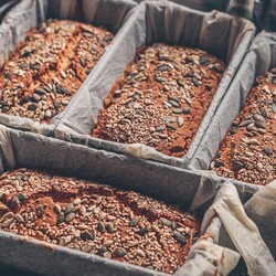 Wunderbrot: Rezept ohne Mehl und Hefe - Utopia.de