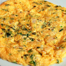 30 минут на кухне: яичница "Акутагджи" по-абхазски с аджикой