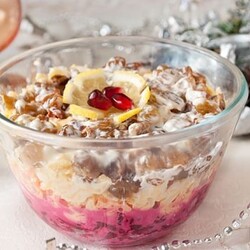 Рецепт овощного салата с изюмом "Киевский" | Меню недели