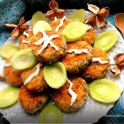 Биточки крупяные с крапивой