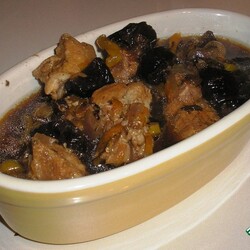 Свинина с черносливом