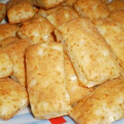 Соленое печенье с брынзой без яиц