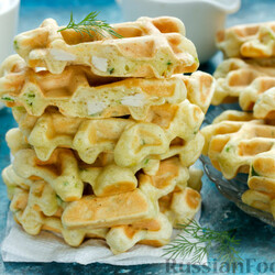 Рецепт: Закусочные вафли с курицей и зелёным луком на RussianFood.com