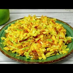 Салат капустный Витаминная вкусняшка