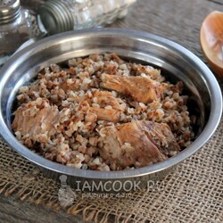 Гречка с тушенкой в кастрюле