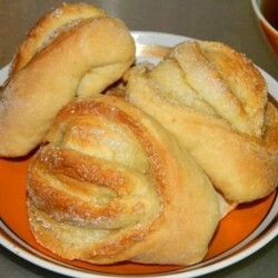 Булочки на молоке без дрожжей