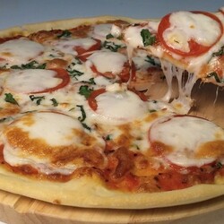 Пицца "Маргарита"