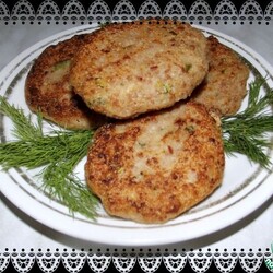 Котлеты с мясом и пшенной кашей