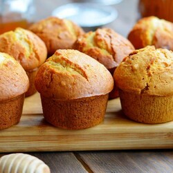 Постные медовые кексы