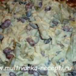 Салат с консервированной фасолью