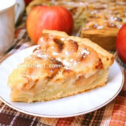 Яблочный пирог со сметанной заливкой