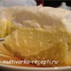 Пирог творожный с безе в мультиварке