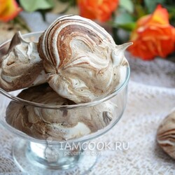 Безе с шоколадом