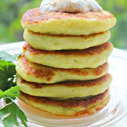 Кабачково-творожные оладьи