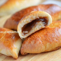 Пирожки с повидлом в духовке