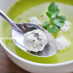 Овощной крем-суп с куриными фрикадельками