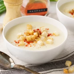 Картофельный крем-суп с сыром