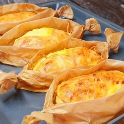 Куриное филе с ананасами в пергаментной лодочке (Савельева 07.02.25 50930) точно