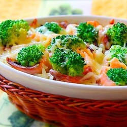 РЫБНЫЙ СТЕЙК С БРОККОЛИ В СЛИВОЧНОМ СОУСЕ (Карабанлва 17.01.24 3272) похоже не очень