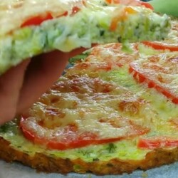 кабачковая пицца и омлет