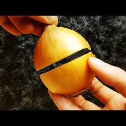 Луковые оладьи