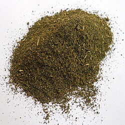 Зубной порошок из крапивы.  17 3  5.3K   © https://www.livemaster.ru/topic/1727159-zubnoj-poroshok-iz-krapivy