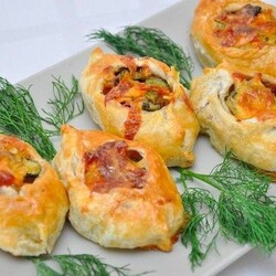 Лодочки из слоёного теста