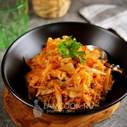 Капуста с баклажанами на сковороде — рецепт с фото