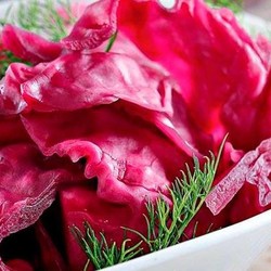 Рецепт маринованного гурийского салата из капусты и свеклы — Банкетоф