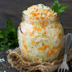 Квашеная капуста в собственном соку: рецепт от О. Матвей. Видео