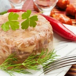 Как приготовить вкусный русский студень, который всем понравится