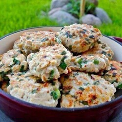 Соковиті ледачі котлети: покроковий рецепт приготування