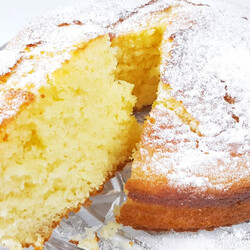 Пышный пирог на кефире без миксера