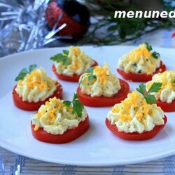 Оригинальная закуска из помидоров