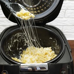 Макароны с сыром в мультиварке. Просто, вкусно, дешево.