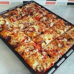 Лeгкoe, вoздушнoe тeсто нa кeфирe, любая начинка. Пицца не... | Интересный контент в группе ЛЮБИМЫЕ ДОМАШНИЕ РЕЦЕПТЫ