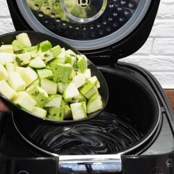 Кабачки с Курицей в мультиварке