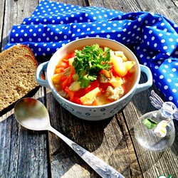 Нежный суп-гуляш из куриного филе