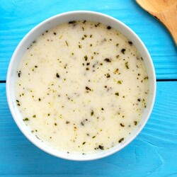 Луковый крем-суп с овсянкой