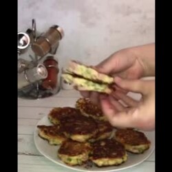 Оладушки с сосисками и сыром