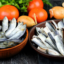 Килька тушеная в томатном соке