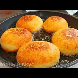 Пышки на картофельном пюре, с молоком