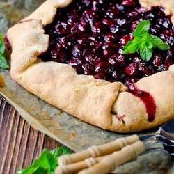 Галета с вишней и шоколадом