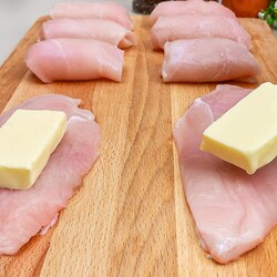 Куриные рулетики со сливочной начинкой, в духовке