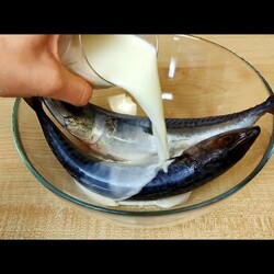 Скумбрия жареная в кляре, с молоком