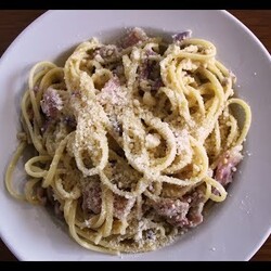Спагетти а-ля Карбонара, с беконом
