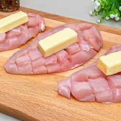 Куриная грудка с мёдом, соевым соусом и сл.маслом, на сковороде