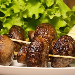 Шaшлык из гpибов в духовке