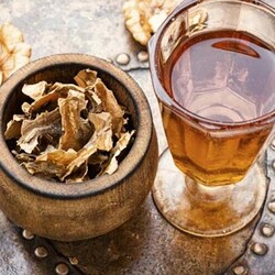 Настойка на перегородках грецкого ореха